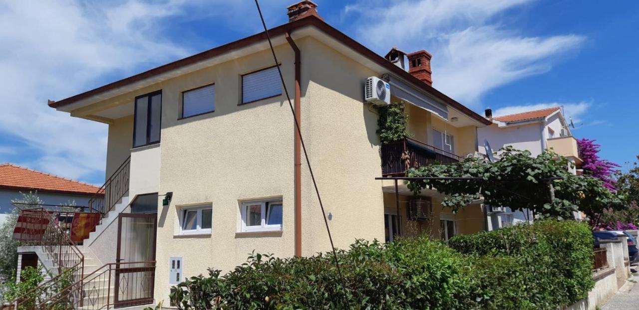 Apartman Lena Пула Экстерьер фото